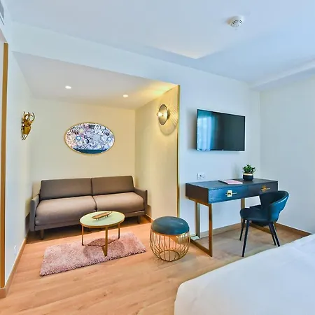 Hotel La Port D'antibes&spa Antibes